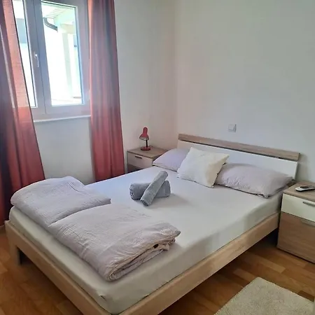 Apartment M&b *