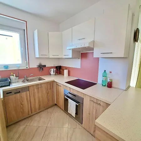 Apartment M&b Vodice